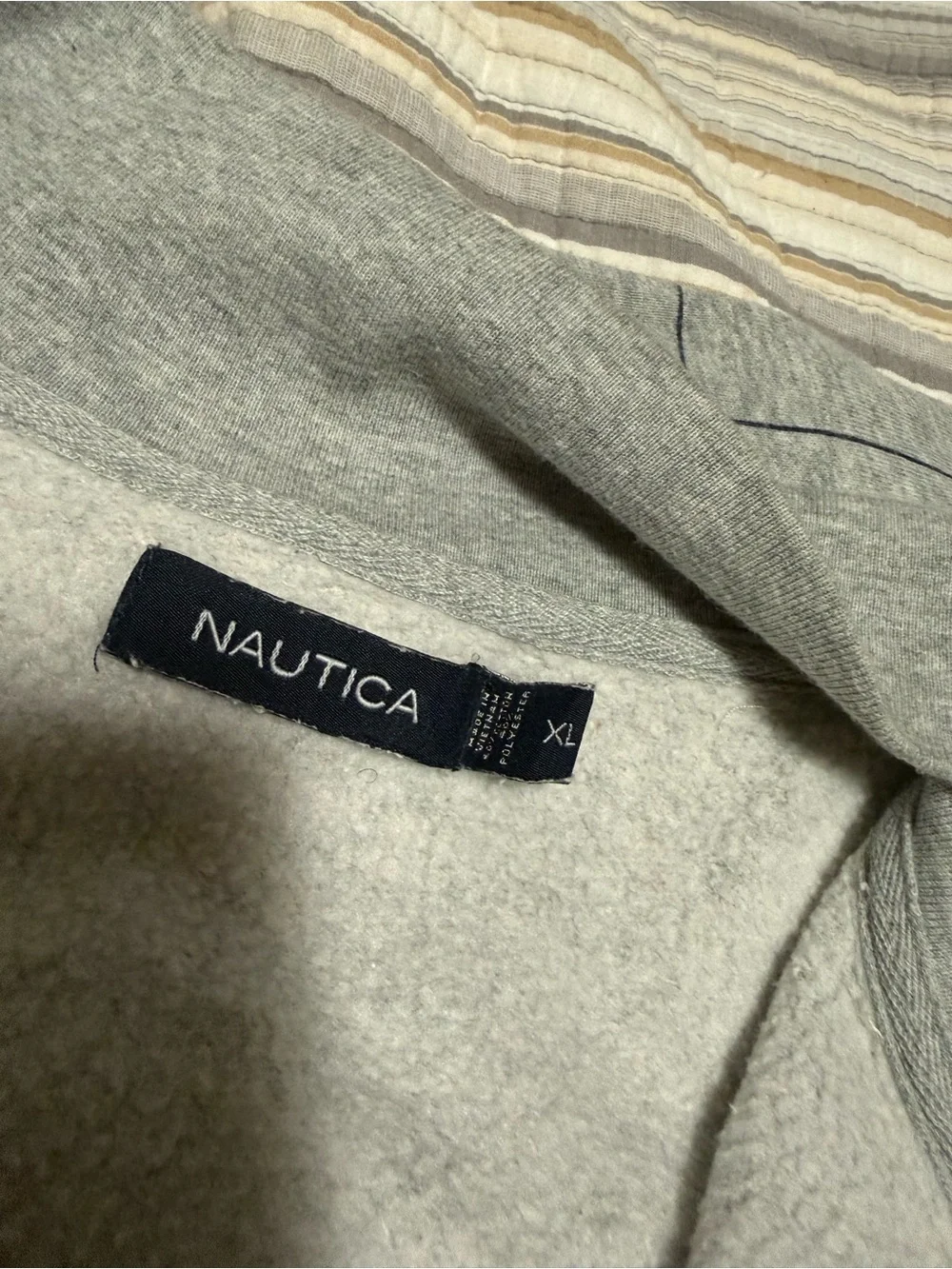 Nautica Men’s Light Gray Grid Half-Zip Sweater with Navy Accents
